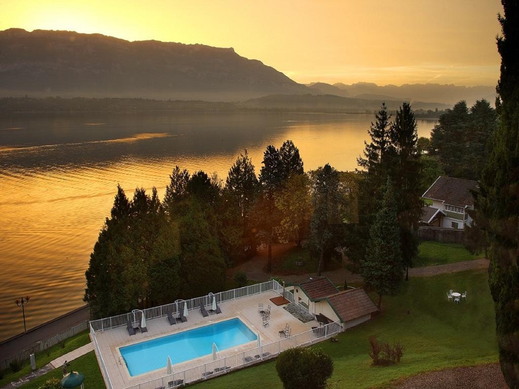 Hotel Ombremont Jean-Pierre Jacob Le Bourget-du-Lac Exteriér fotografie