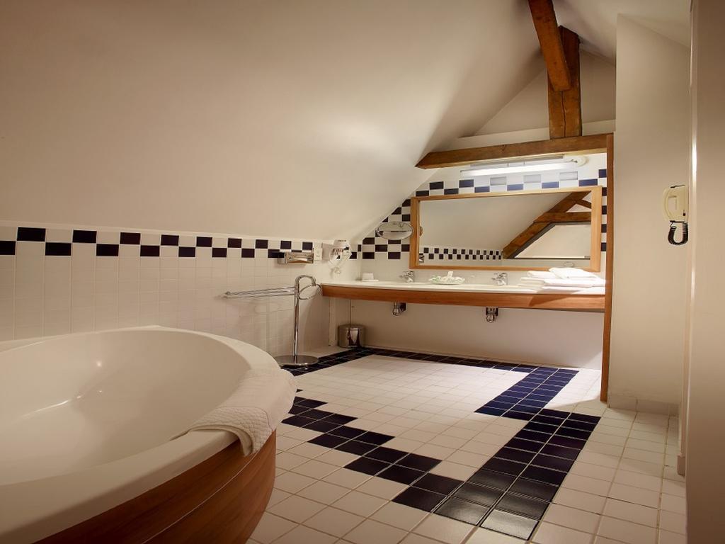 Hotel Ombremont Jean-Pierre Jacob Le Bourget-du-Lac Exteriér fotografie