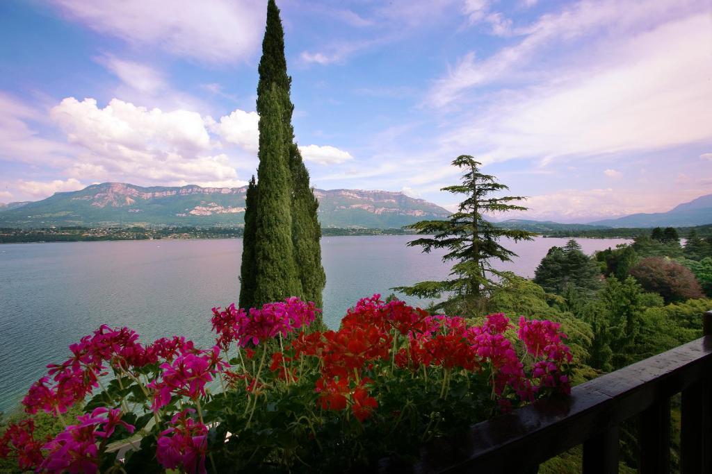 Hotel Ombremont Jean-Pierre Jacob Le Bourget-du-Lac Exteriér fotografie